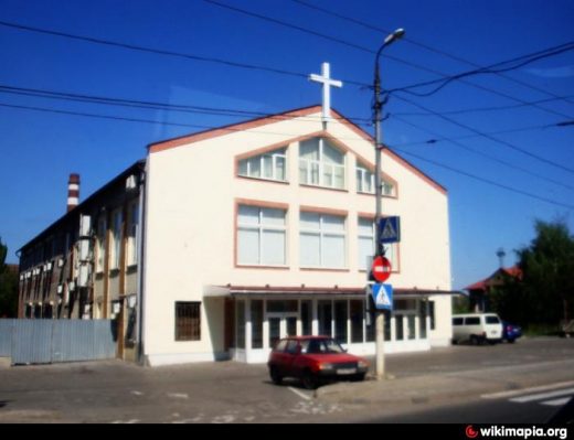 Представители ДНР в Донецке забрали здание церкви "Слово Жизни"