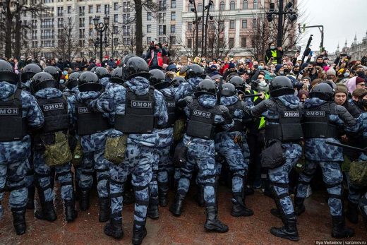 По России прокатились протесты в поддержку Навального