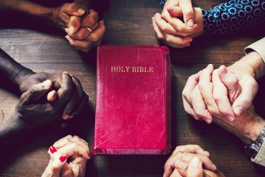 5 причин, почему вам следует присоединиться к группе по изучению Библии