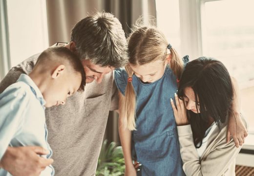 Як молитися за своїх дітей та отримувати результати