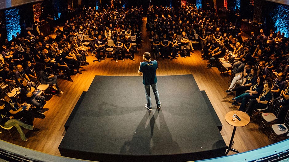 Как мне вести тихую жизнь, если работа требует саморекламы?