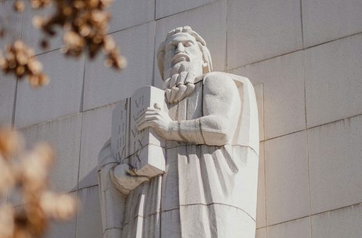 Иисус и Десять Заповедей