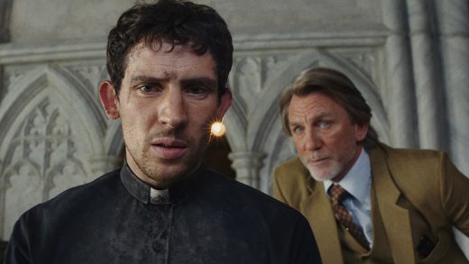 Два искаженных образа христианства в фильме «Достать ножи: Воскрешение покойника»