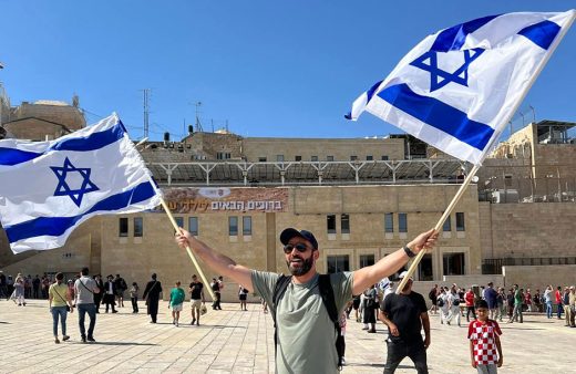 «Бесовщина!»: иранец-христианин бьет тревогу по поводу роста антиизраильского движения